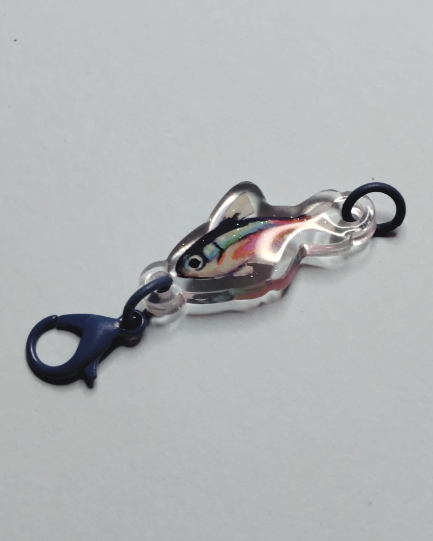 Man, I Love Fish: Neon tetra - chain-link charm