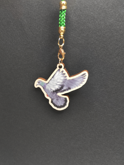Eurasian Birds: Street Pigeon - Wooden Charm